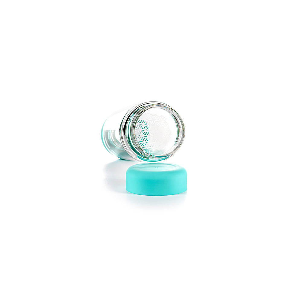 
                      
                        inu! Clear Quartz Crystal Water Bottle - Ocean Blue
                      
                    